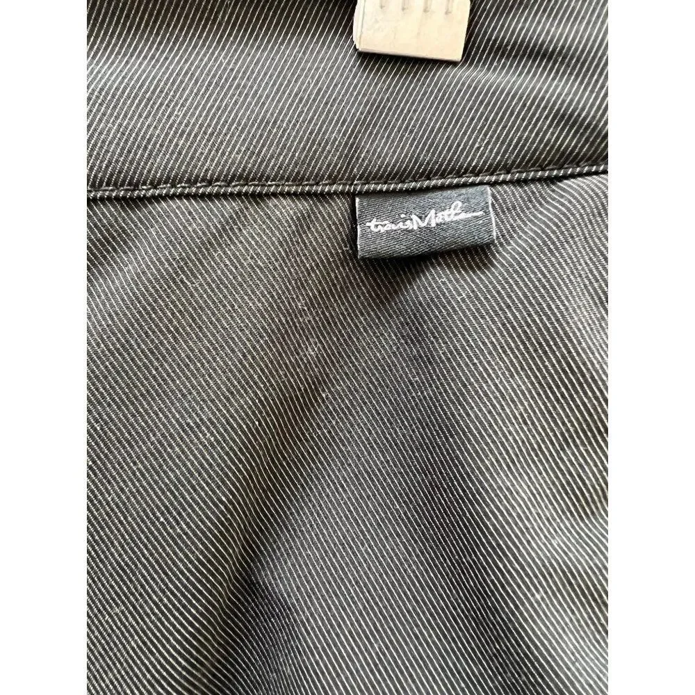Travis Mathew Men's Shorts Black Size 34